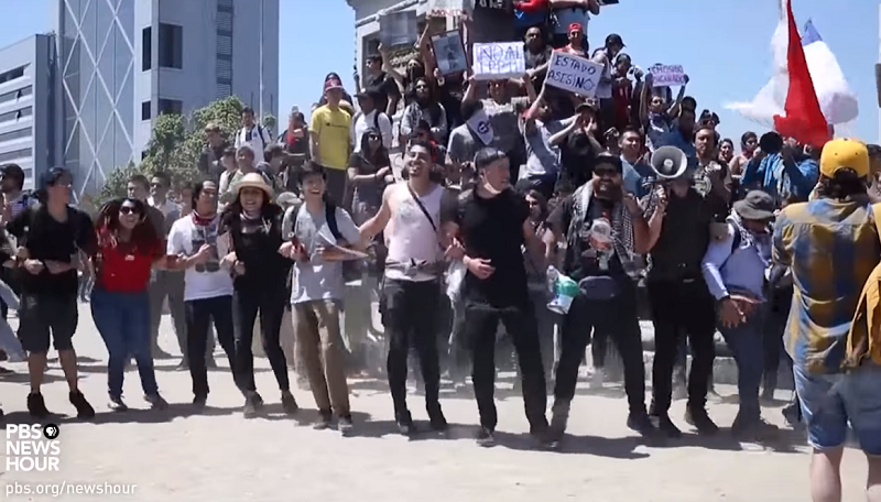 Chile Protests for Greater Economic Equality