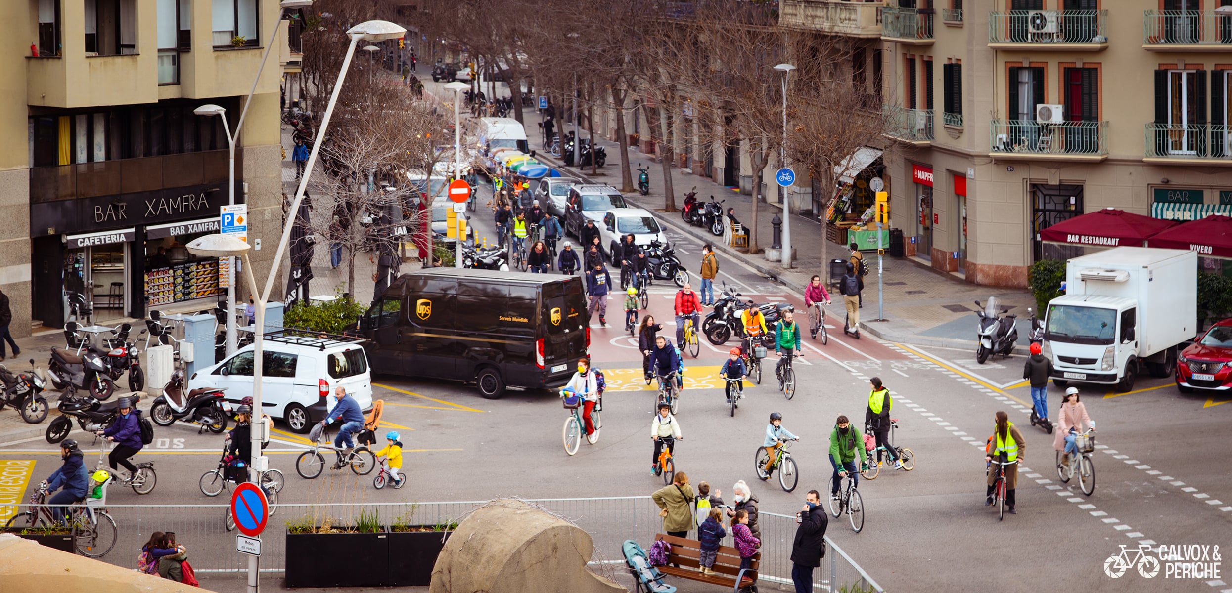 Bike Bus Barcelona: Getting Students and Adults to School Safely